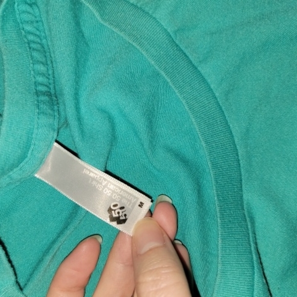 David's Tea - Tea is hot t-shirt - Size M - Picture 3 of 4